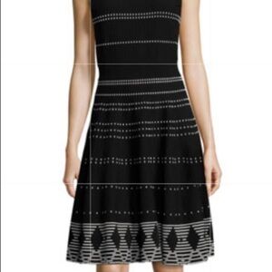 KATE SPADE Sz M Flare Ribbed  Knit Sleeveless A-Line Slight Flare Dress